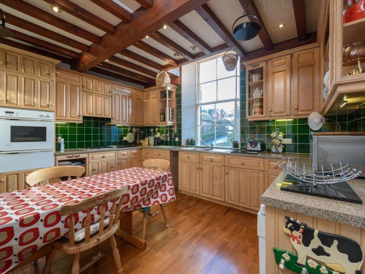Benholm -Stunning 3-Bed Apartment In North Berwick Buitenkant foto