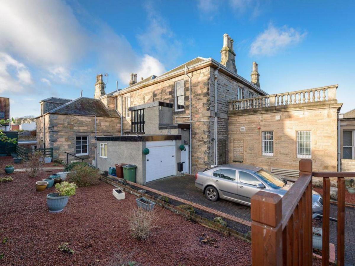 Benholm -Stunning 3-Bed Apartment In North Berwick Buitenkant foto