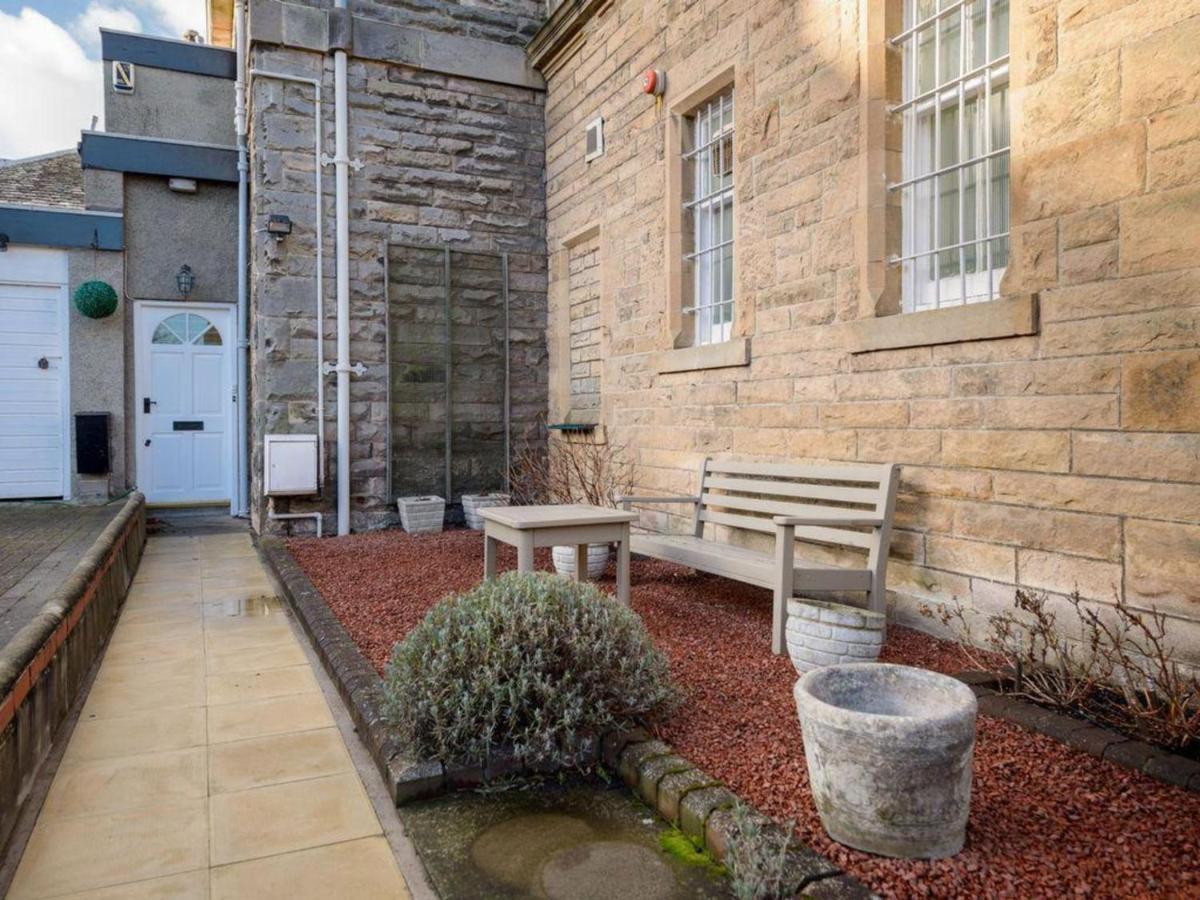 Benholm -Stunning 3-Bed Apartment In North Berwick Buitenkant foto